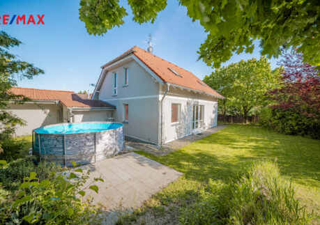 Elegantní rodinná vila v klidné lokalitě Černého Vola