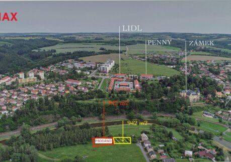 Prodej stavebního pozemku ( 942 m2) ve Zruči nad Sázavou s unikátním výhledem na řeku a zámek