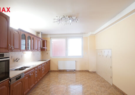 Pronájem apartmánového ubytování v areálu v Hostivaři