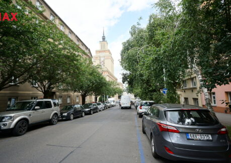 Byt 2+kk v ulici Koulova, Praha 6