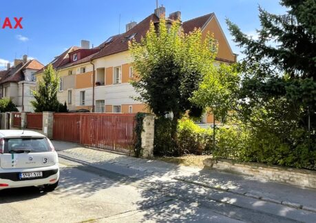 pronájem kancelářského prostoru/bytu 3kk, Praha 6 – Komornická, 103m2