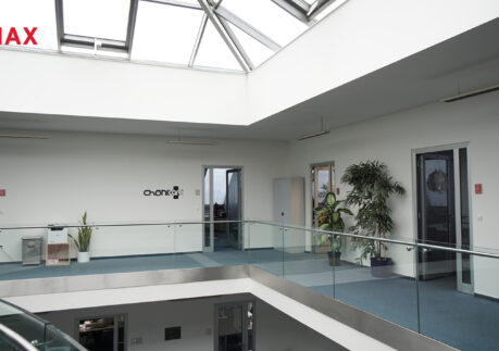 Pronájem kanceláří s ochozem v budově Mediahall