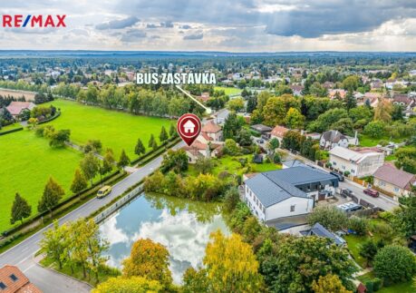 Prodej rodinného domu v obci Šestajovice, jen 2 minuty jízdy autem od hranice hlavního města Prahy