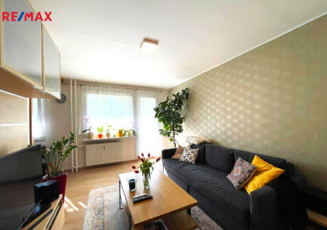 Pronájem částečně zařízeného bytu na Proseku