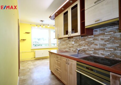 Prodej bytu 2+1, 63 m2, Poniklá