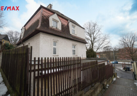 Prodej rodinného domu 140 m2, pozemek 502 m2