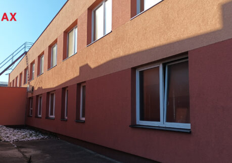 Pronájem kanceláří a apartmáných kanceláří v areálu v Hostivaři
