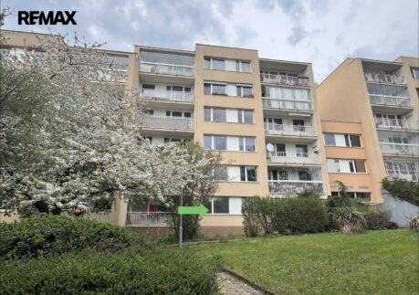 Družstevní byt 1+KK, Na Pláni, Malvazinky, Praha 5 – Smíchov