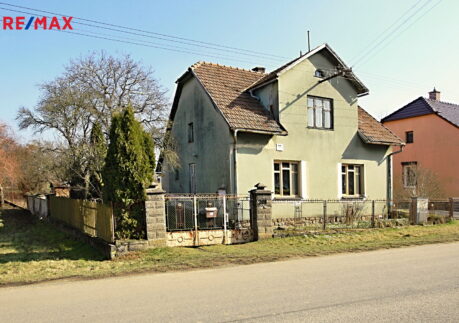 Prodej rodinného domu 89 m2 na pozemku  2782  m2  ve Vilémově  u Golčova Jeníkova