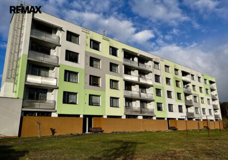 Pronájem bytu 2+1, 63 m2 v obci Poniklá