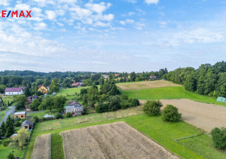 Stavební pozemek 1 228 m² s projektem – Dětmarovice
