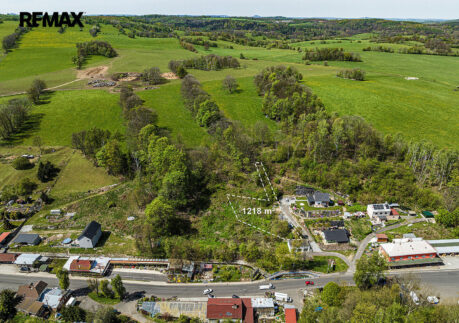 Stavební pozemek 1 218 m², Petrovice u Chabařovic