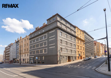 Atraktivní byt 3+1 u parku Jezerka, 84,5 m²+sklep+balkon