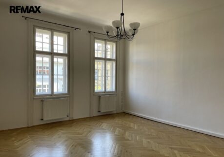 Pronájem kanceláře 1+1, 62 m², ul. Londýnská – Vinohrady