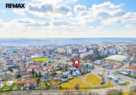 Prodej rodinného domu s širším spektrem využití na Praze 8, ul. Klapkova.