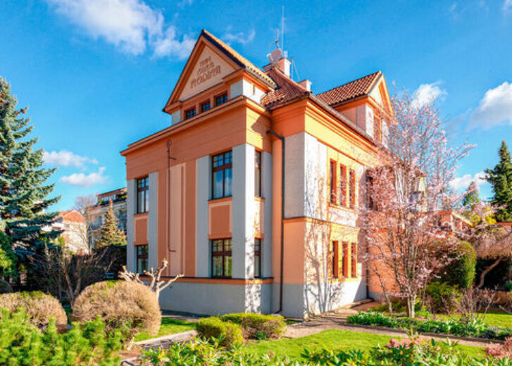 Luxusní vila na Vinohradech v hledáčku CzechCrunch