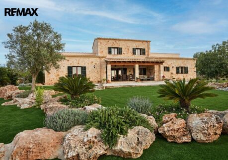 Luxusní finca s licencí k pronájmu, bazénem a soukromím – Mallorca