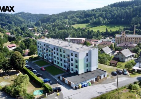 Prodej bytu 4+1, 99 m2, Poniklá