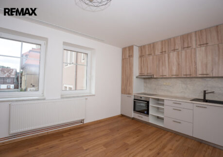 Pronájem bytu 2+kk 44m2