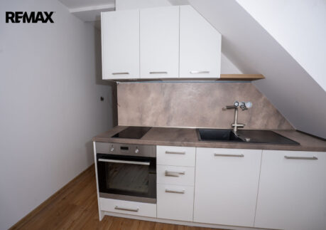 Pronájem bytu 1+kk 34m2
