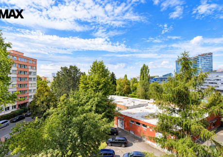 1+kk, 25 m² jen pár minut od metra Budějovická